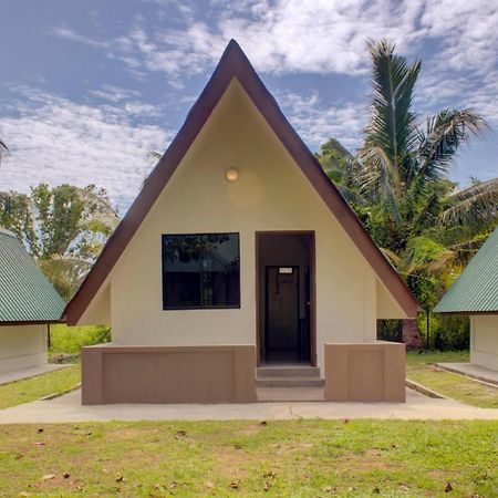 Super Oyo 89896 Sedili Inn Resort Kota Tinggi Bagian luar foto